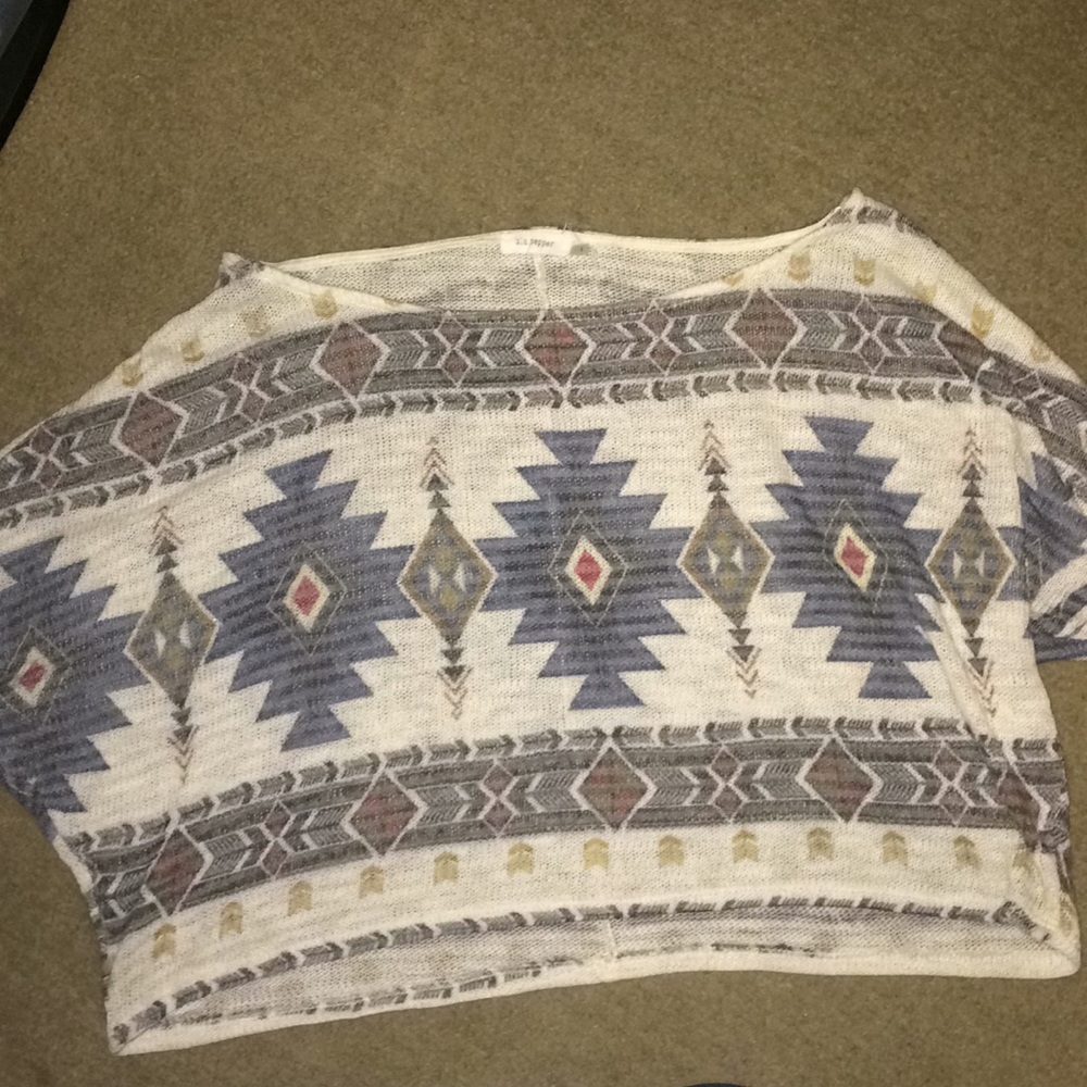 Quarter sleeve crop top!